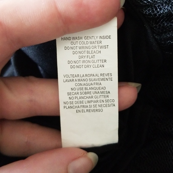 Dress - Picture 6 of 6